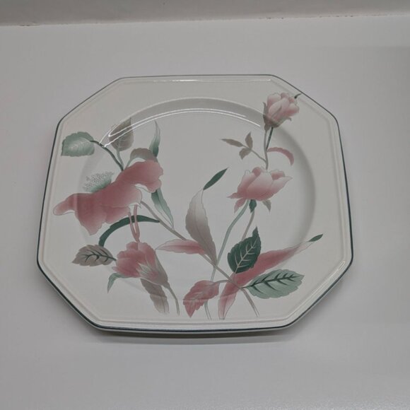 Mikasa Silk Flowers Dinner Plate 10" Continental USA Pink Floral Octagon - Picture 1 of 10